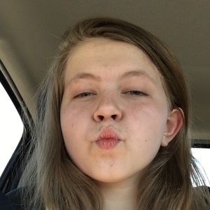 Meet your Posher, Carly